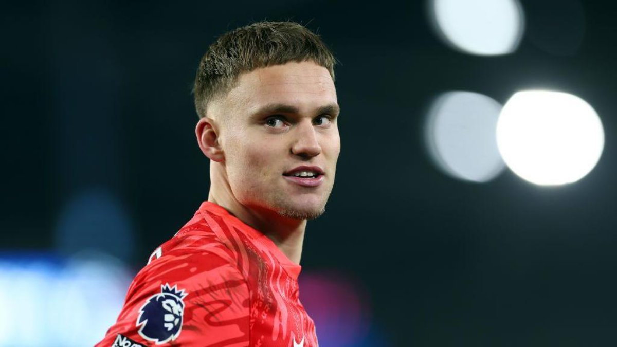 Verbruggen được nhiều ông lớn Ngoại hạng Anh quan tâm