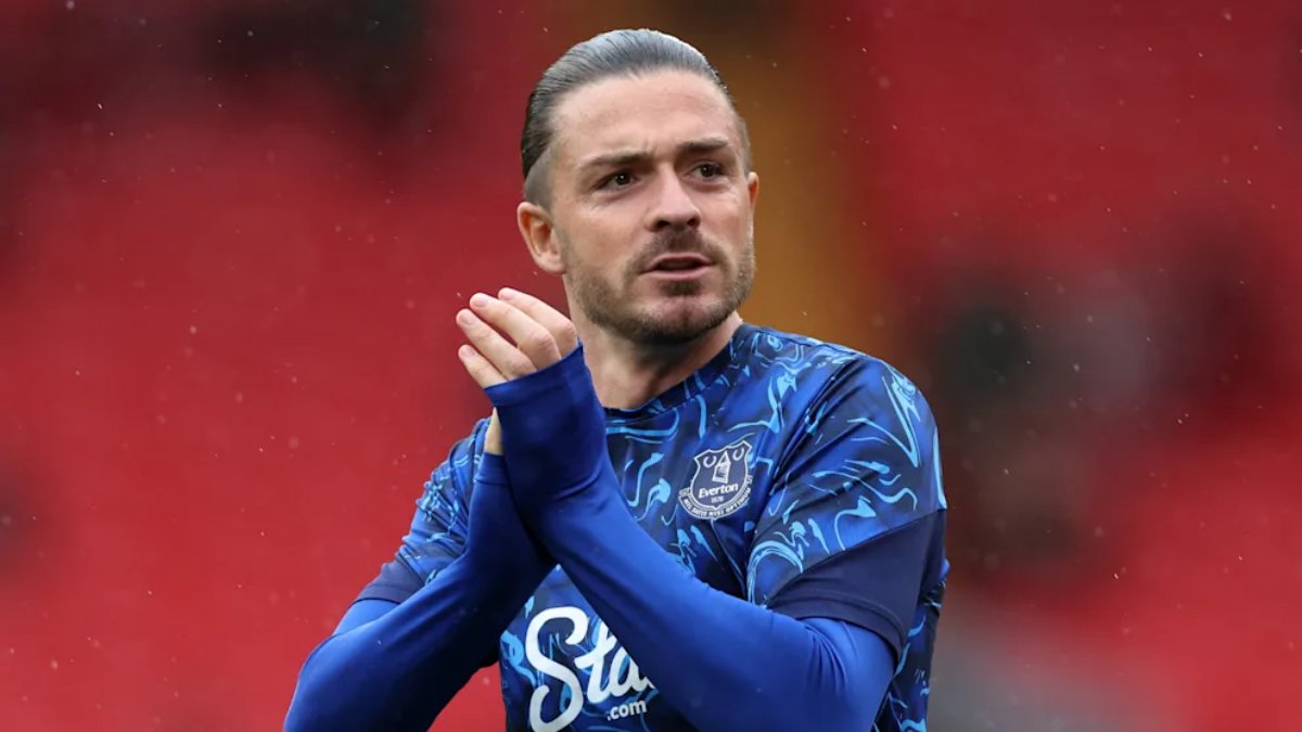 Grealish đang trong quá trình điều trị chấn thương