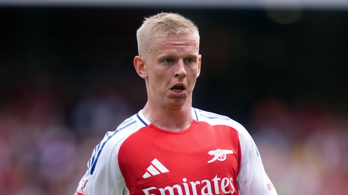 Arsenal chịu lỗ nặng khi bán Oleksandr Zinchenko
