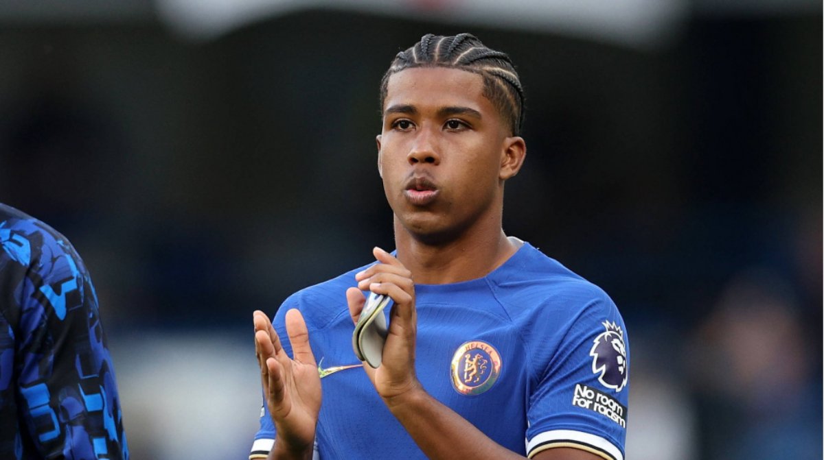 Man Utd quyết tâm ký hợp đồng với Santos