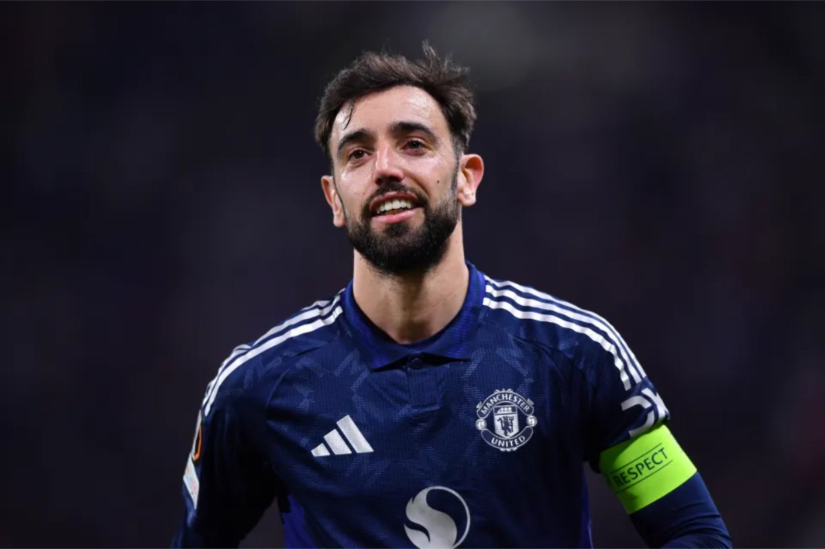 PSG vung tiền để ký hợp đồng với Bruno Fernandes