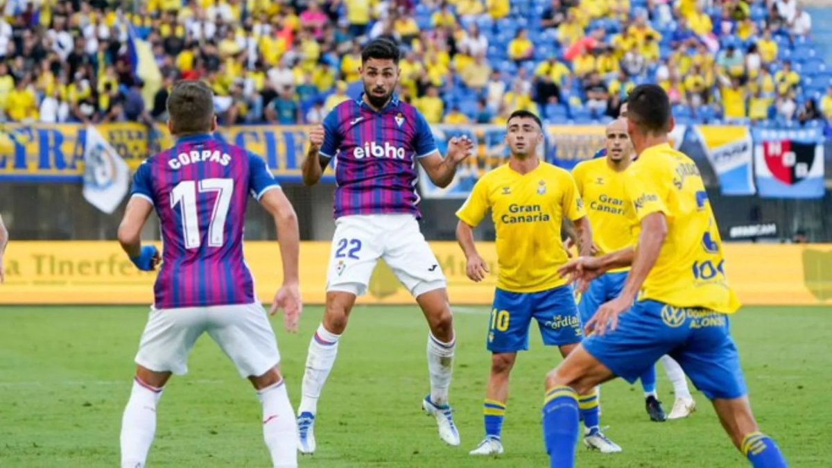 Eibar có cơ hội đánh bại Las Palmas