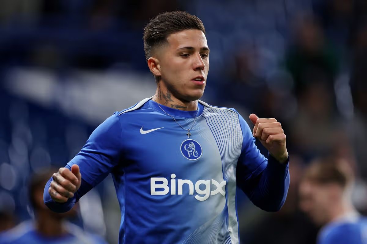 Chelsea không muốn mất Fernandez