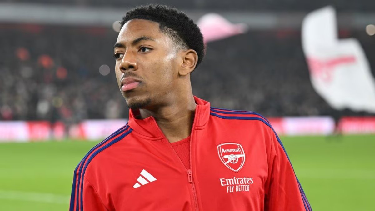 Skelly chưa có chỗ đứng tại Arsenal