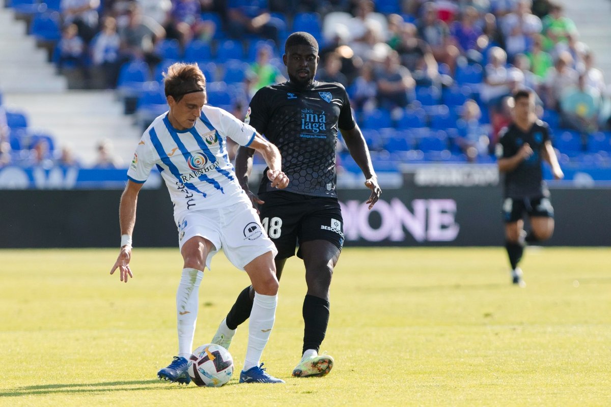 Malaga vượt trội hoàn toàn Leganes