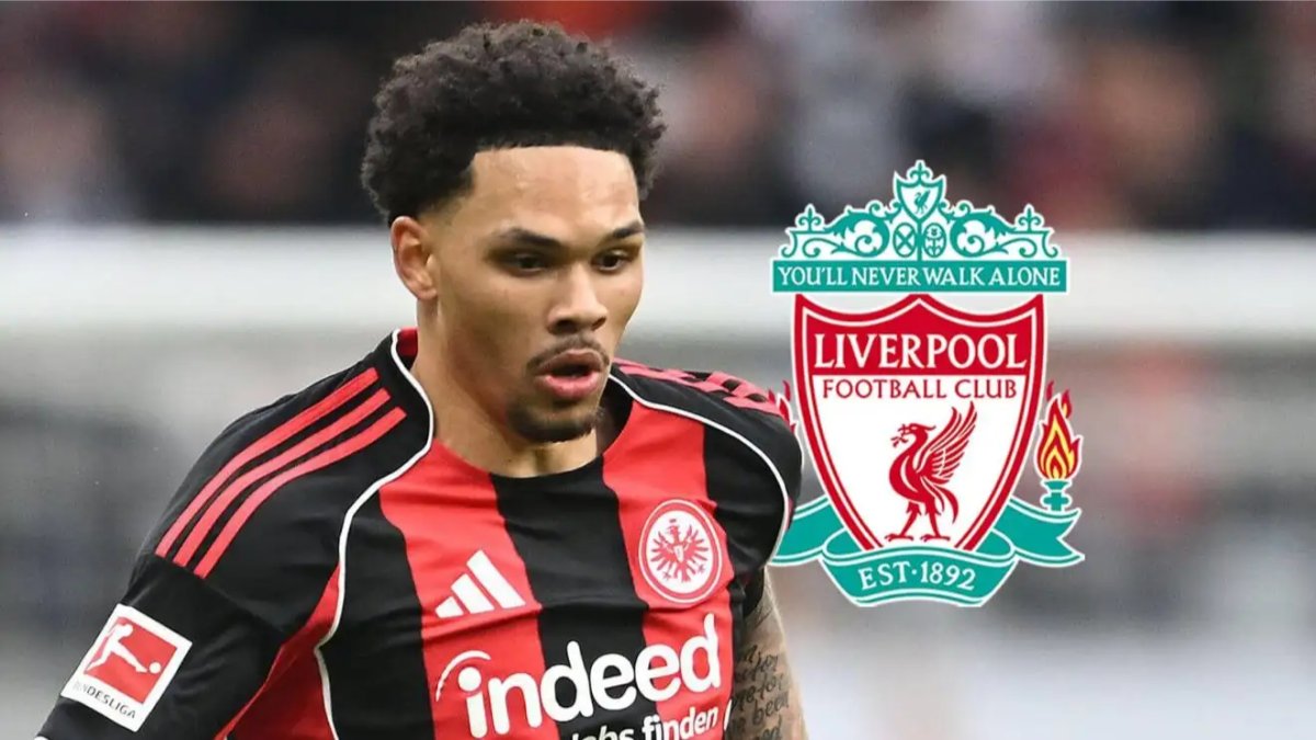 Lữ đoàn đỏ xem xét chiêu mộ Nnamdi Collins