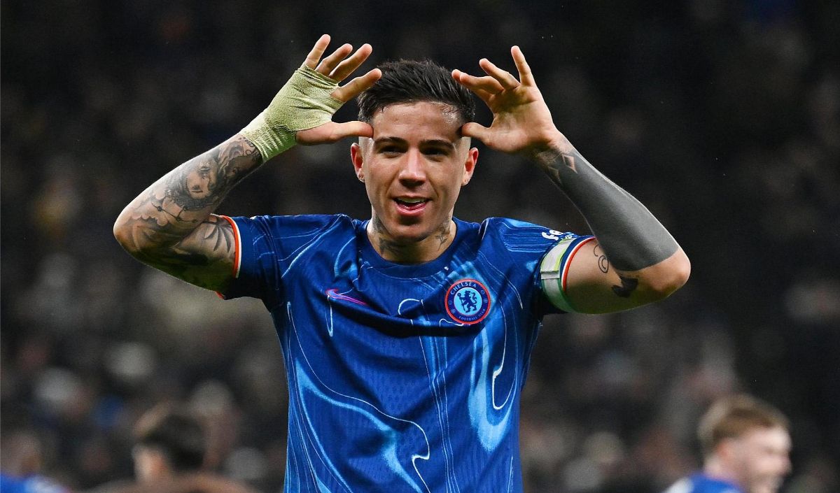 Fernandez bất mãn với HLV Liam Rosenior