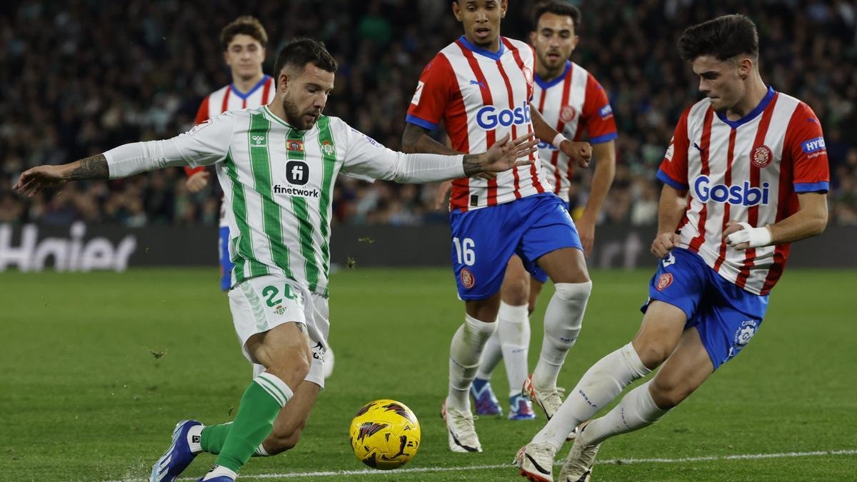Girona khó đánh bại được Betis