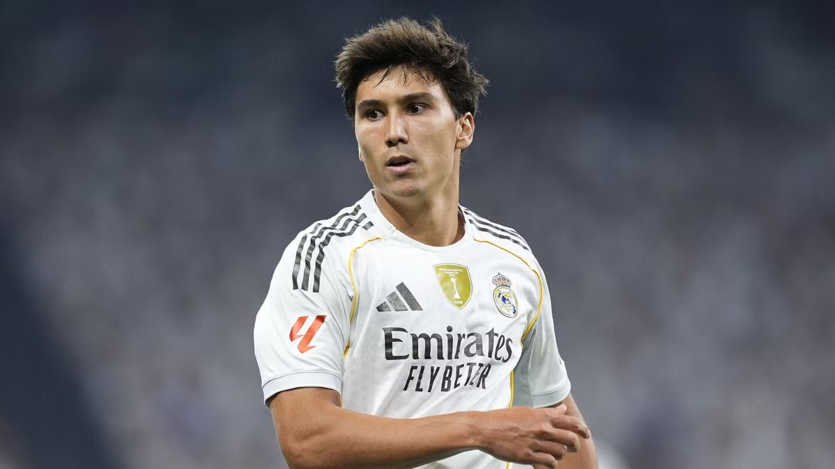 Arsenal muốn ký hợp đồng với Garcia