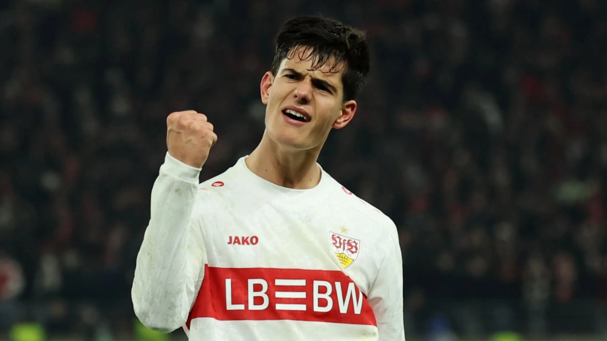 Andres thi đấu ấn tượng tại Bundesliga