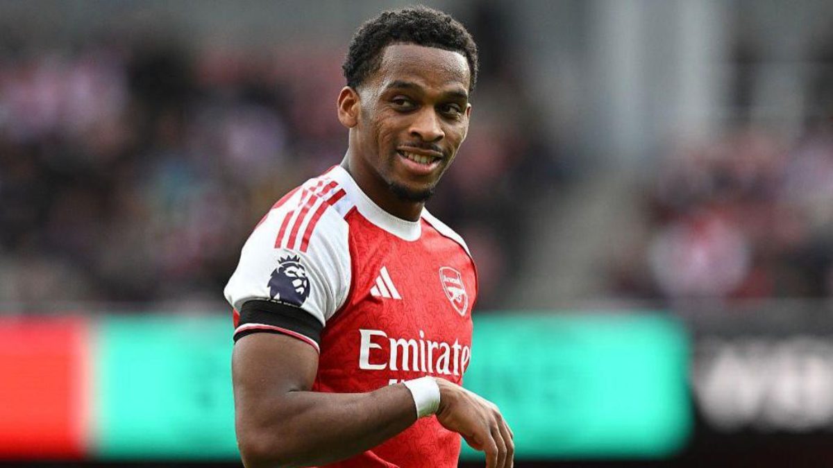 Arsenal định giá Timber lên tới 100 triệu euro