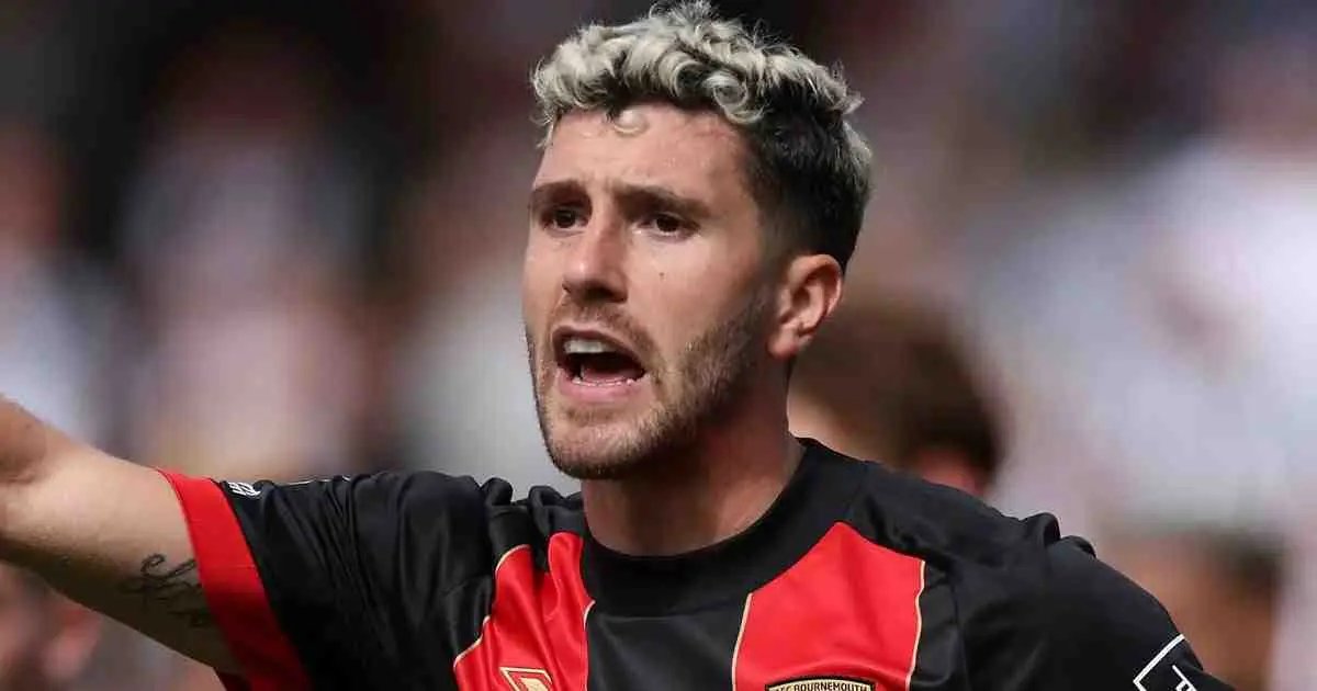 Senesi sắp chia tay Bournemouth