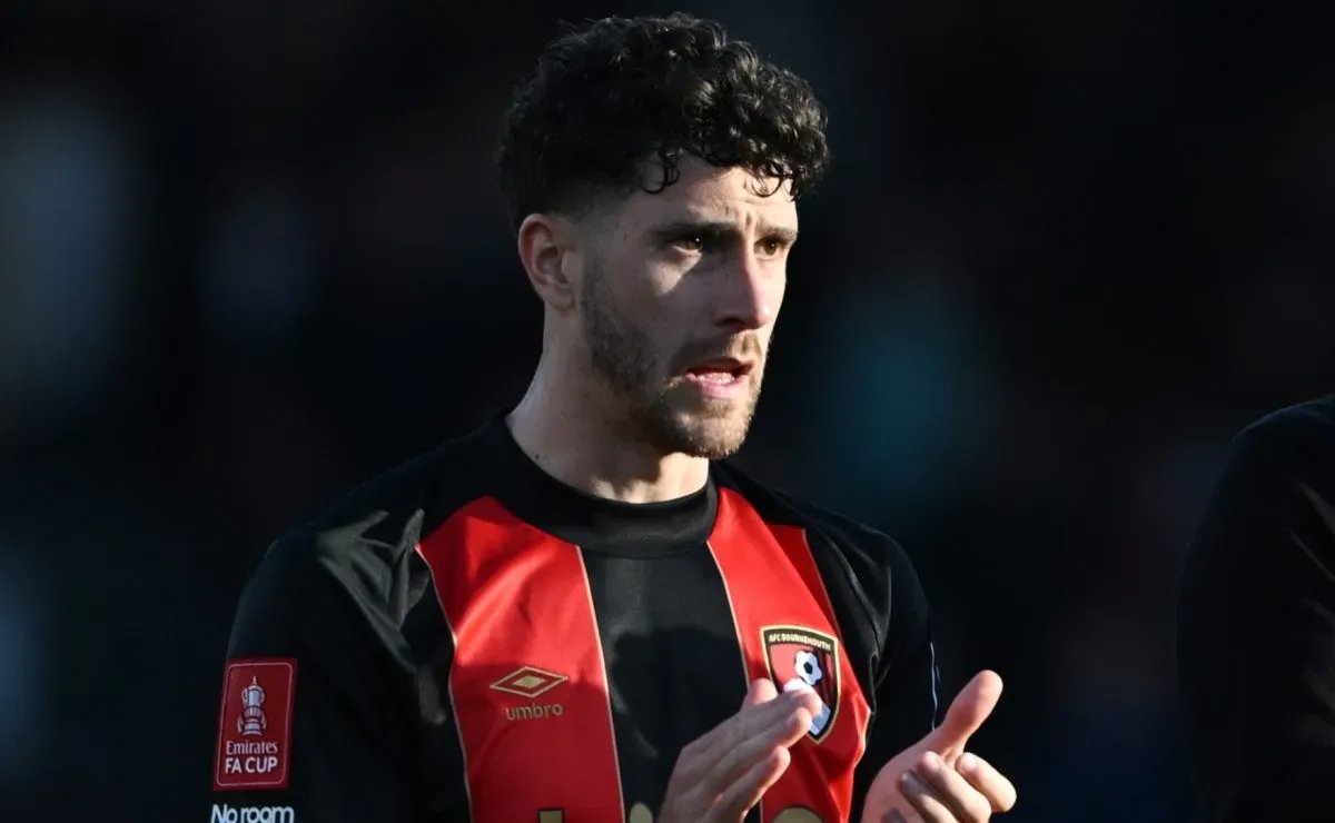 Liverpool muốn ký hợp đồng với Senesi