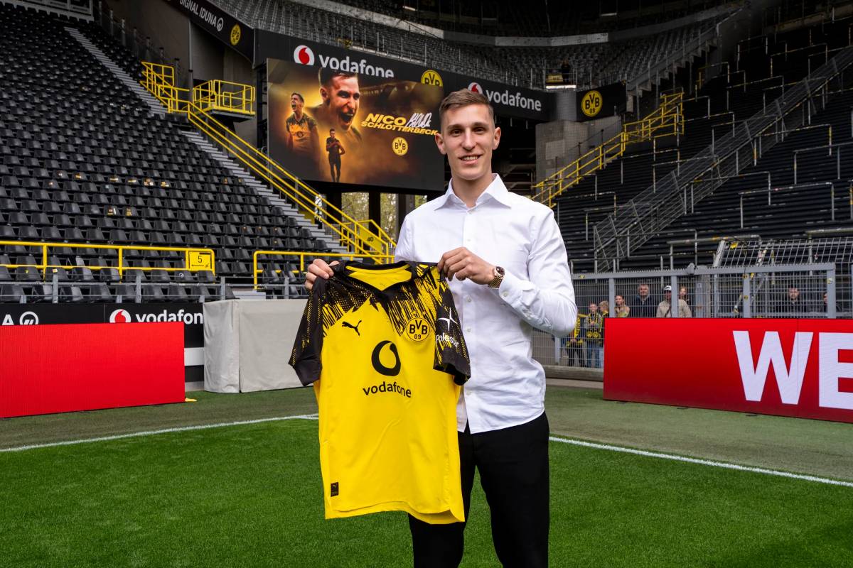 Real xem xét chiêu mộ Schlotterbeck