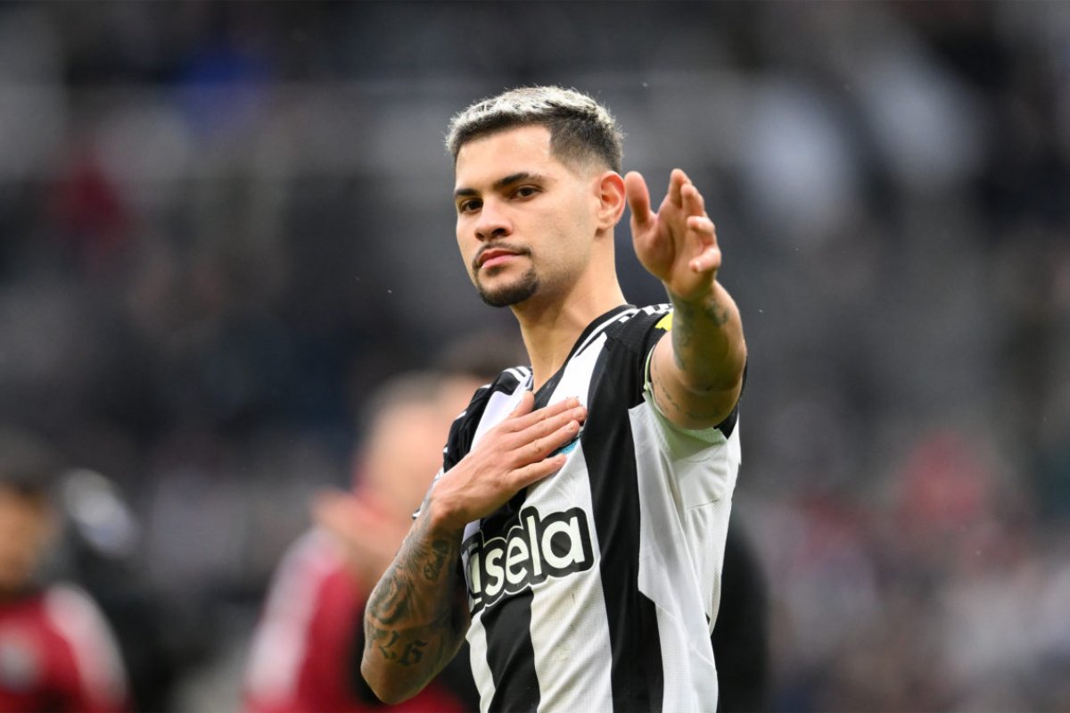Bruno Guimaraes được Newcastle định giá 100 triệu euro