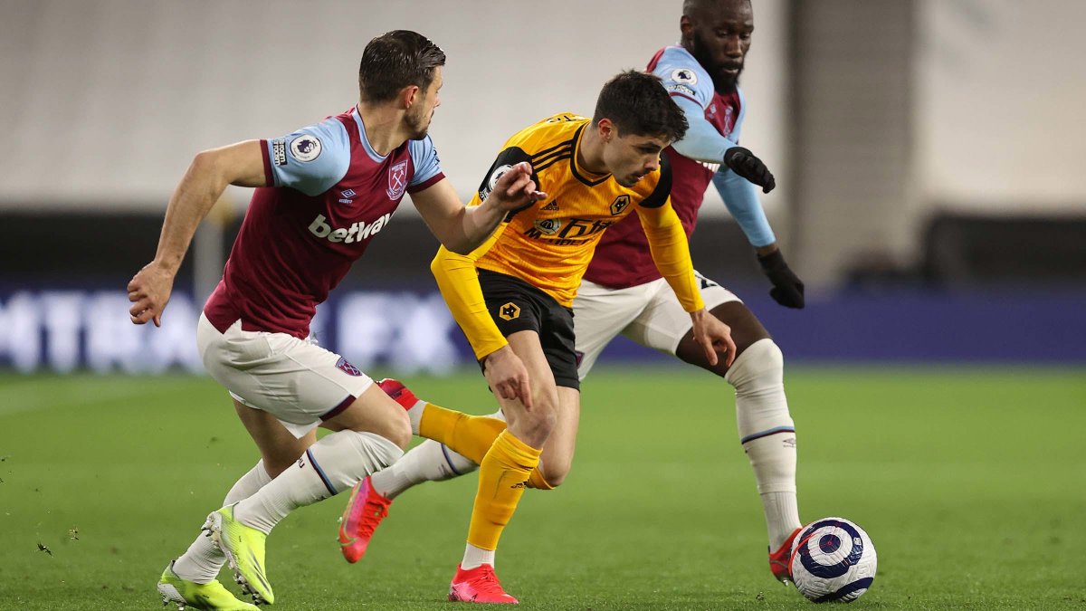 West Ham được đánh giá cao hơn Wolves