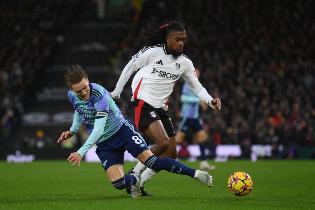 Arsenal được đánh giá mạnh hơn Fulham