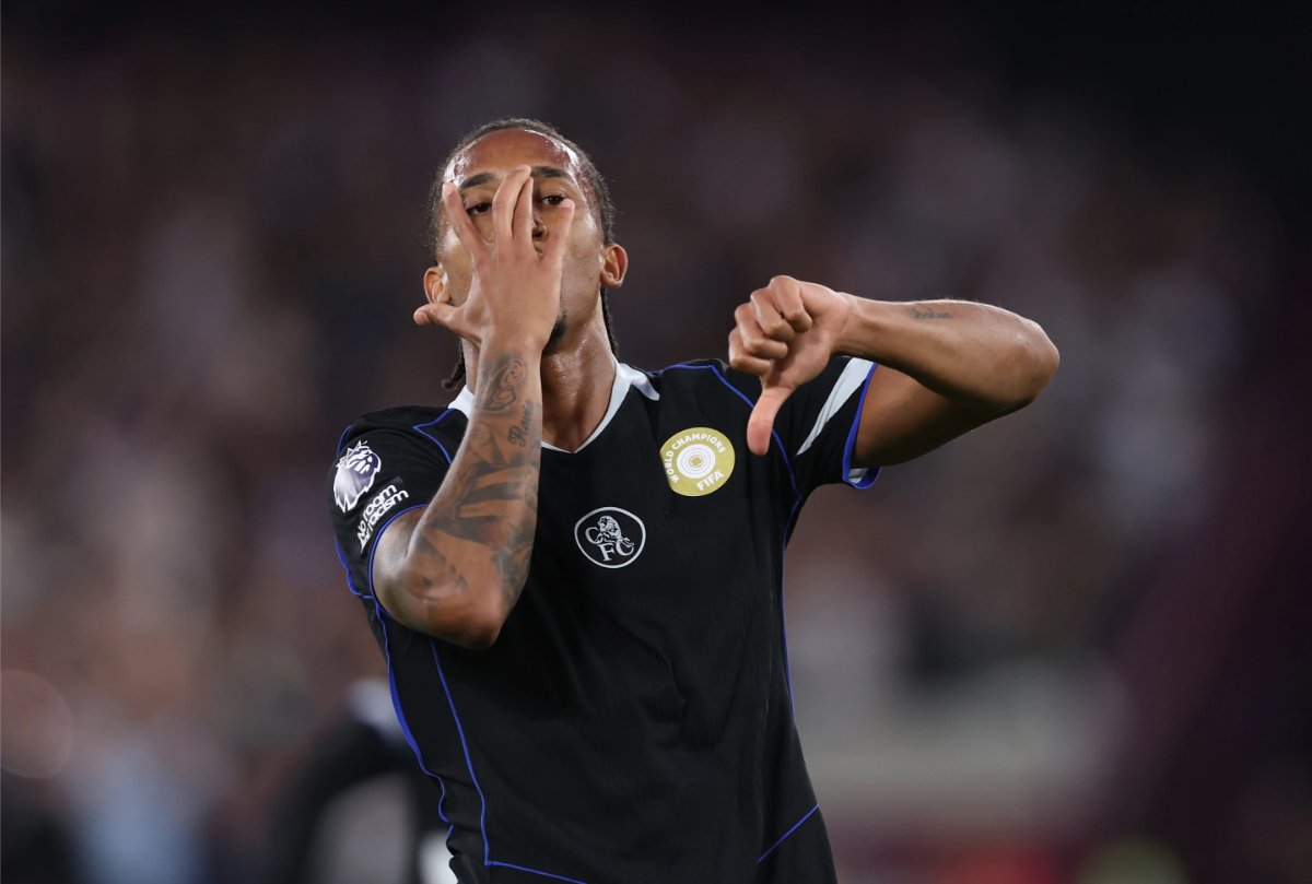 Barcelona tất tay chiêu mộ Joao Pedro 2 Barcelona tăng tốc chiêu mộ Pedro