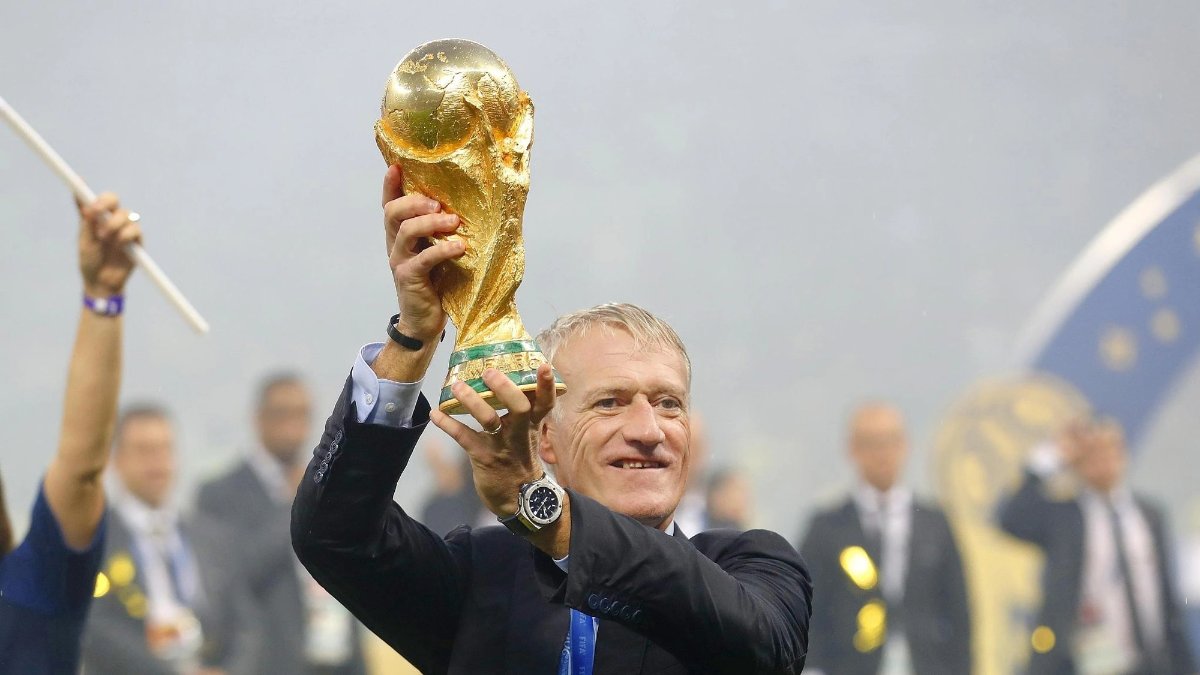 HLV Didier Deschamps muốn giúp Pháp đoạt chức vô địch