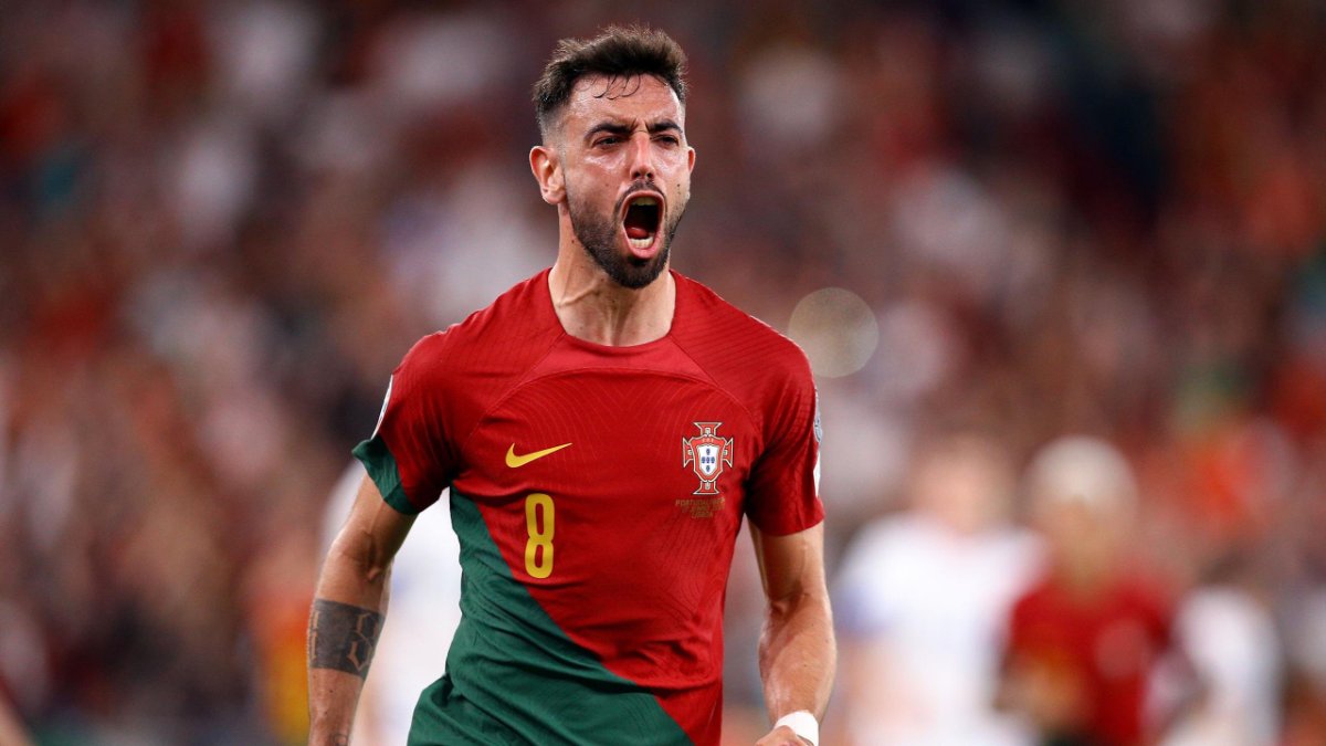 Bruno Fernandes dẫn dắt tuyến giữa tuyển Bồ Đào Nha