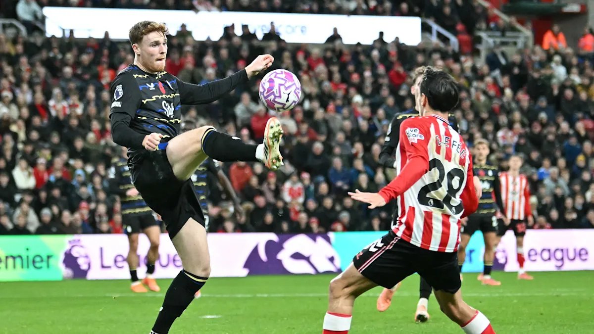 Everton được đánh giá cao hơn Sunderland