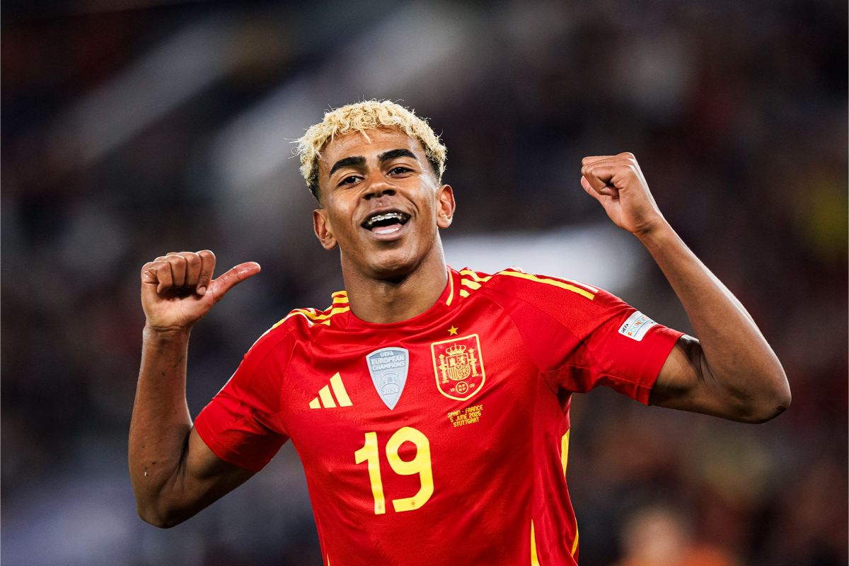 Lamine Yamal truyền cảm hứng cho La Roja
