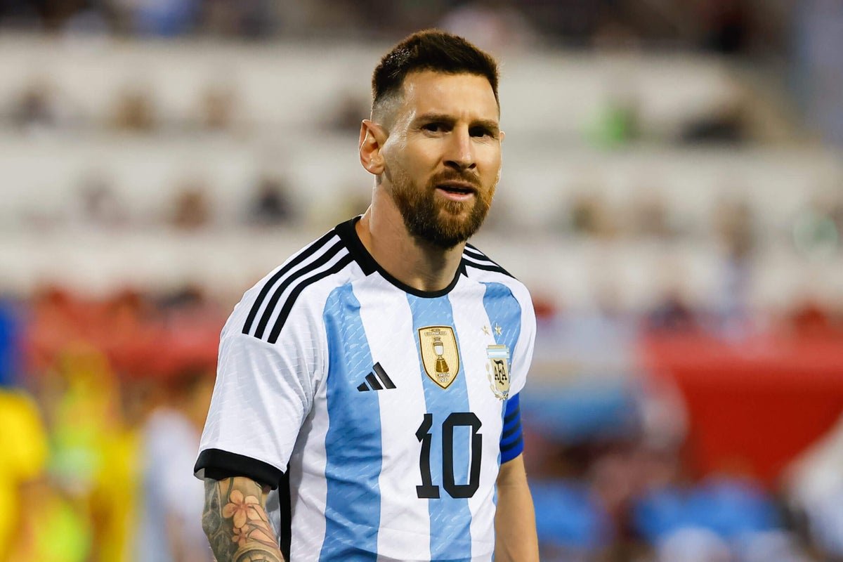 Lionel Messi là cầu thủ vĩ đại nhất thế giới