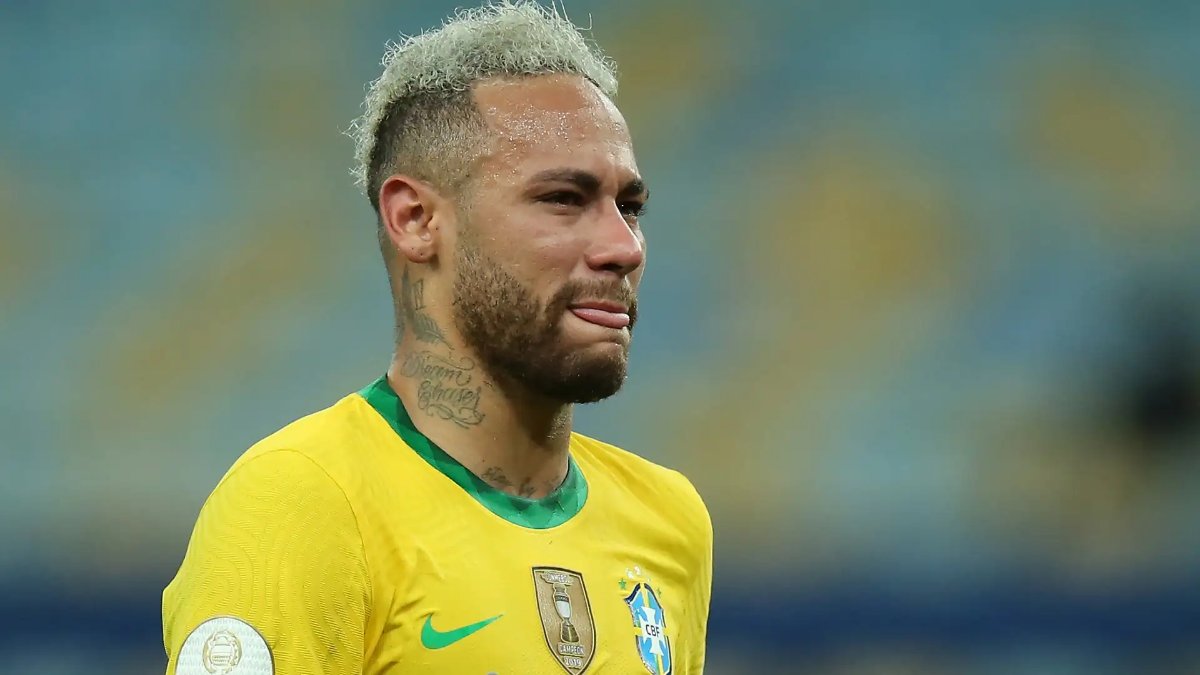Neymar là đầu tàu trên hàng công tuyển Brazil