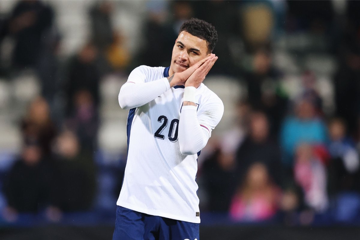 Man Utd tìm mọi cách chiêu mộ Morgan Rogers 3 MU nhắm Rogers kế nhiệm Fernandes