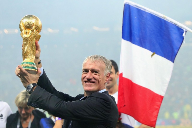 HLV Deschamps hướng đến mục tiêu lớn